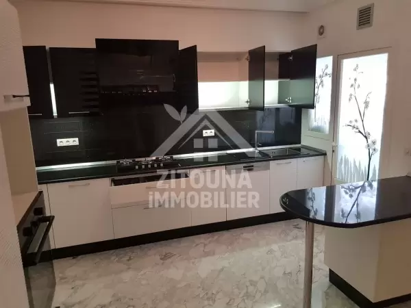 A louer un appartement à la Marsa (4035)