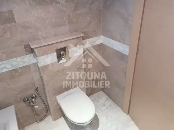 A louer un appartement à la Marsa (4035)