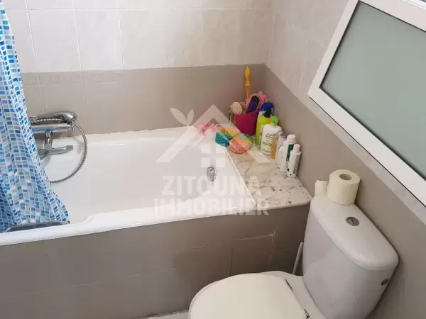 A louer un duplex à cité khalil (4021)