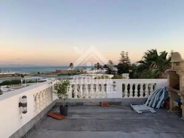 A louer un magnifique appartement richement meublé à Carthage Byrsa