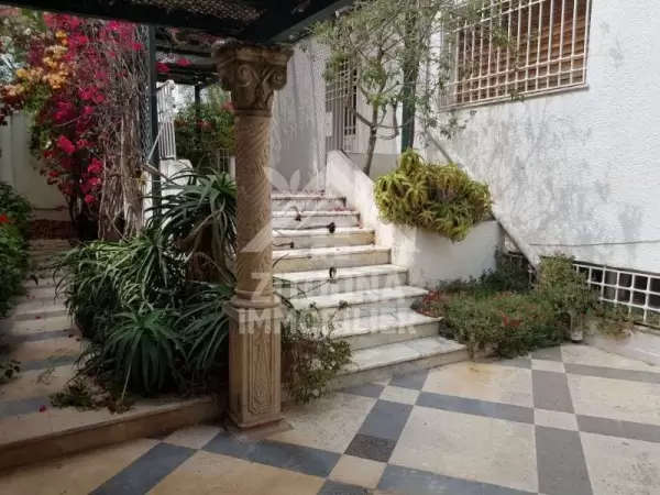 Villa à la Marsa route de relais