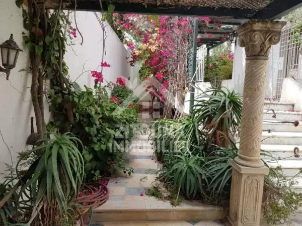 Villa à la Marsa route de relais