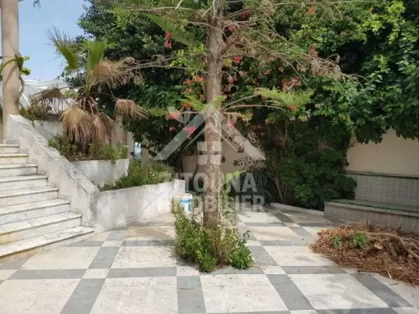 Villa à la Marsa route de relais
