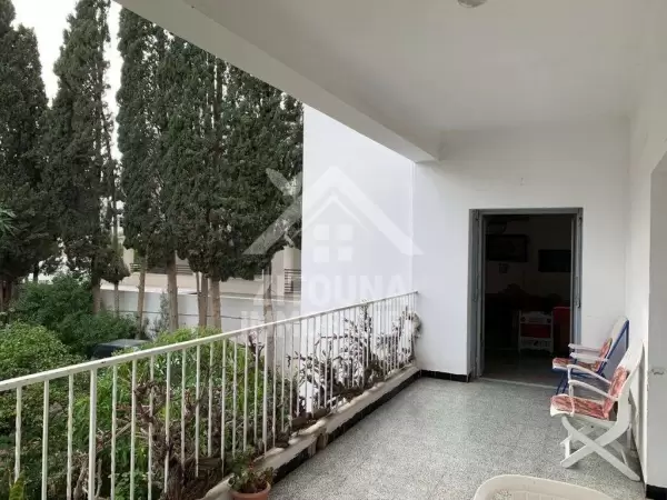 A vendre une villa à Menzah proche de lycée père Blanc