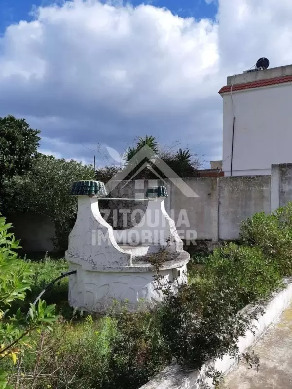 A vendre une villa à Bizerte Corniche