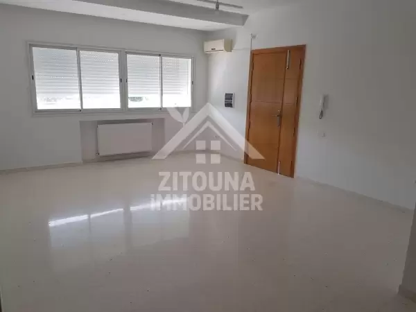 A louer un appartement à la marsa (4015)