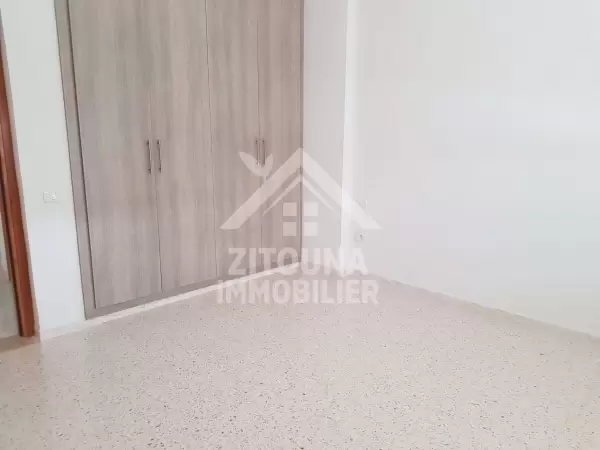 A louer un appartement à la marsa (4015)