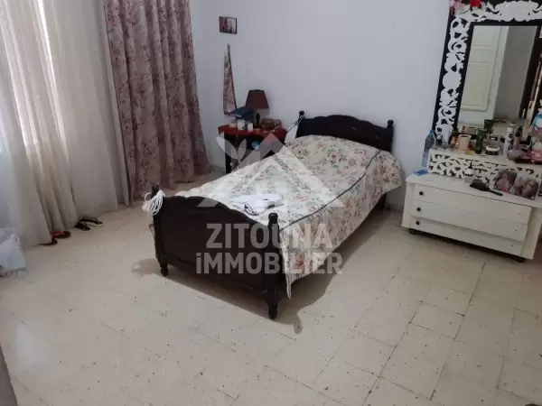 A vendre une maison à la Marsa Sidi Daoued