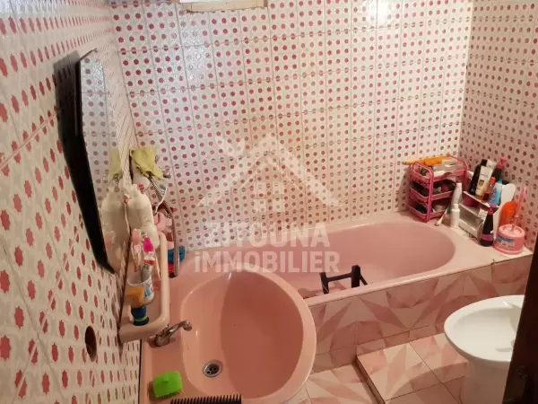 A vendre une maison à la Marsa Sidi Daoued