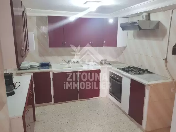 A louer un RDC de villa Meublé à la Marsa Corniche