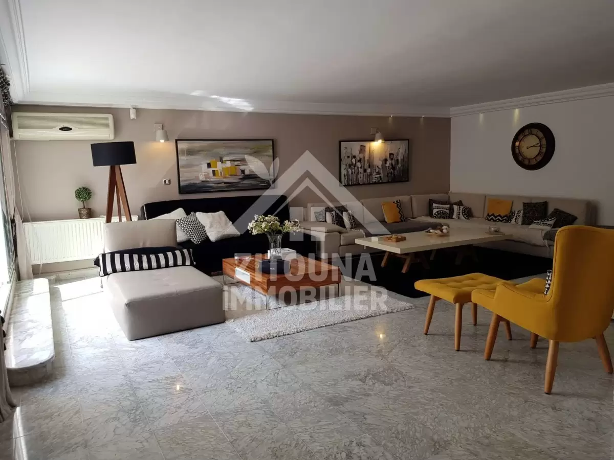 A vendre un duplex de haut standing dans une résidence à L'Aouina (3992)