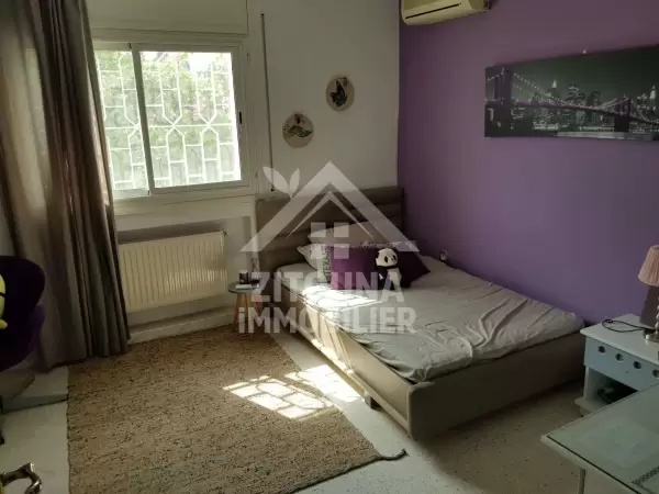 A vendre un duplex de haut standing dans une résidence à L'Aouina (3992)