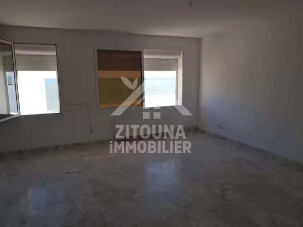 A louer un appartement à la Résidence Palace (4049)