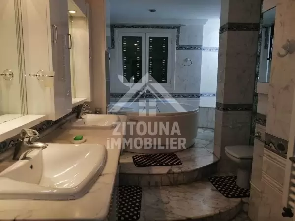 Etage de villa à la Marsa
