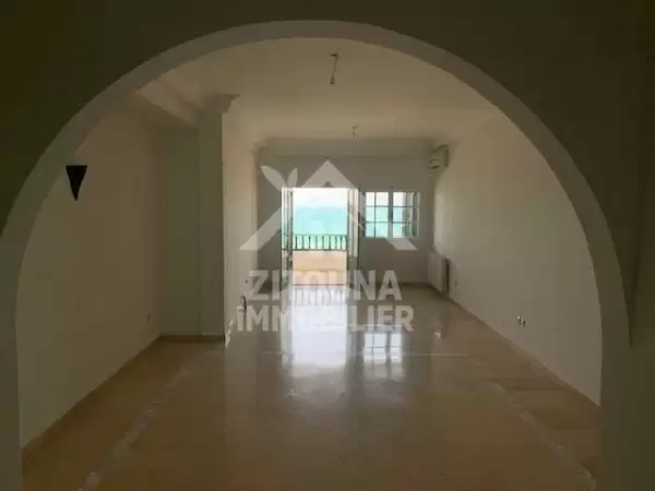 A Louer Un Appartement à la Marsa