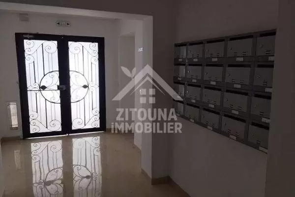 A louer un appartement à cité des juges la Marsa