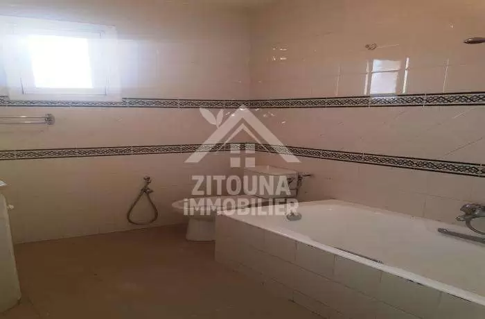 A louer un duplex aux les jardins de Carthage