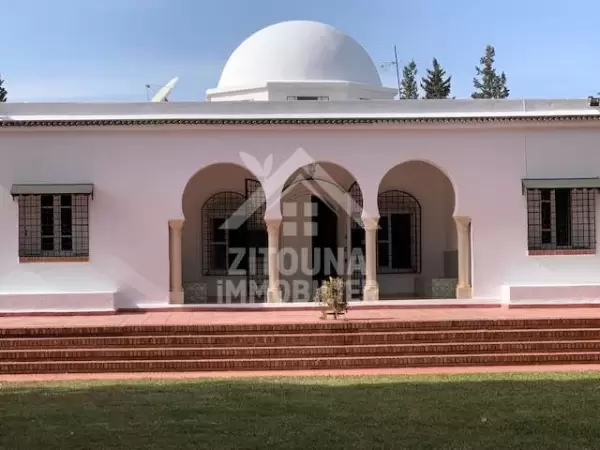 A louer Villa de style Andalou-Mauresque à Morneg