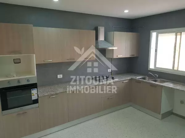 A louer deux appartements s 2 aux les jardins de carthage (3793)