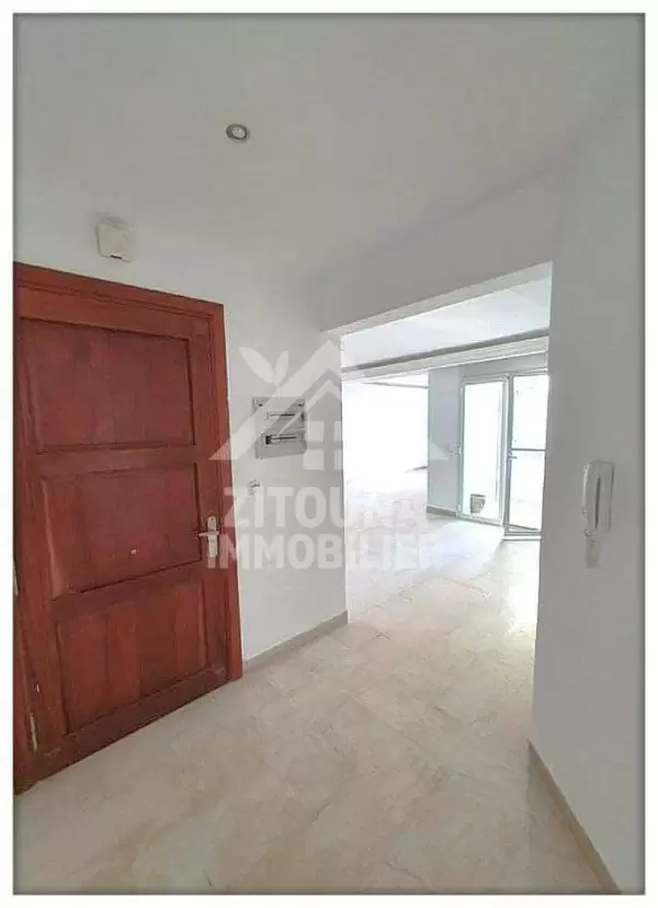 A Louer un bel appartement à l'aouina