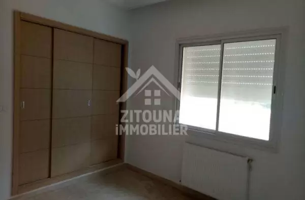 A louer un appartement dans une residence bien gardée au Jardins du Carthage