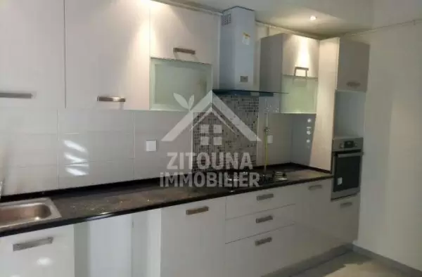 A louer un appartement à la Soukra