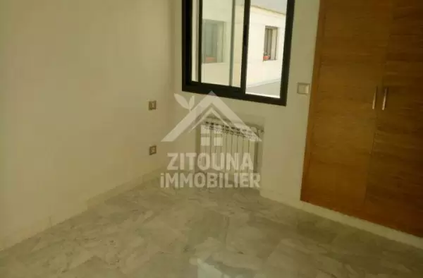 A louer un appartement à la Soukra