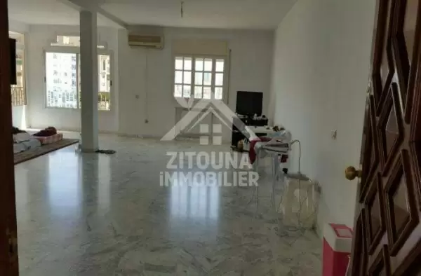 A louer un appartement meublé à la Soukra