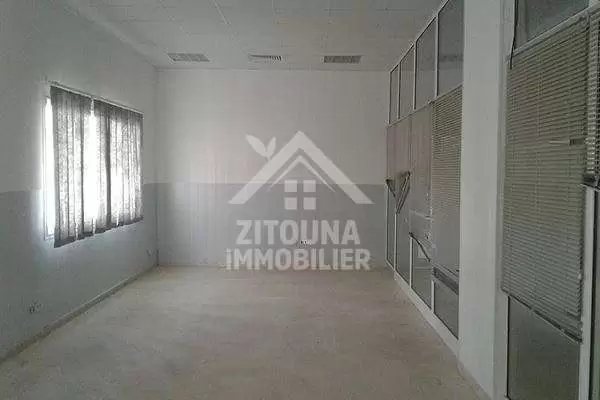 A louer un immeuble à usage bureautique