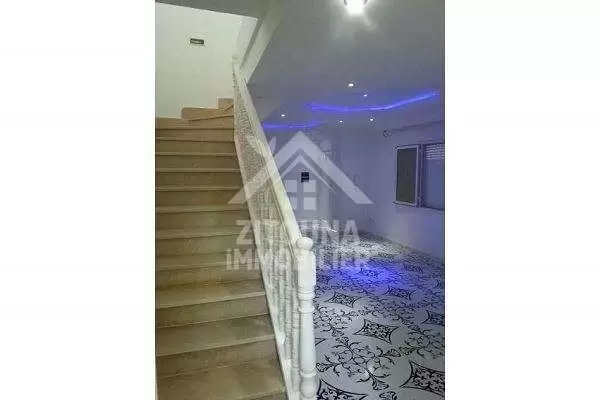 A VENDRE Duplex à cité el khalil a La Marsa