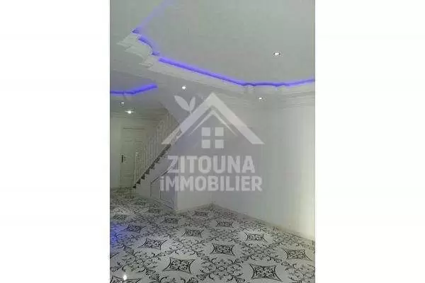 A VENDRE Duplex à cité el khalil a La Marsa
