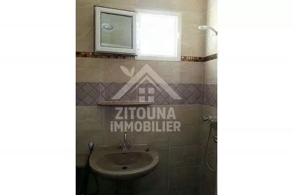 A VENDRE Duplex à cité el khalil a La Marsa