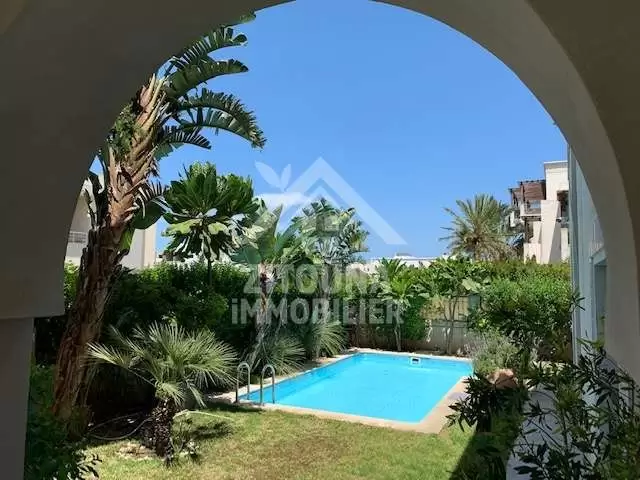 a louer un beau duplex totalement indépendant dans une résidence sécurisée