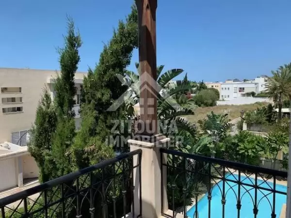 a louer un beau duplex totalement indépendant dans une résidence sécurisée