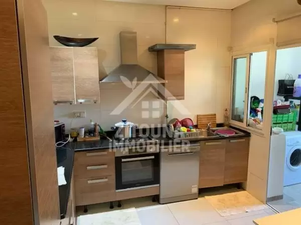 a louer un beau duplex totalement indépendant dans une résidence sécurisée