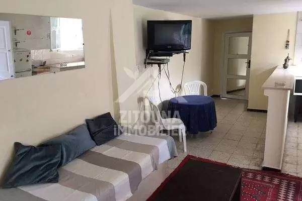 Studio meublé à louer(AM3274)