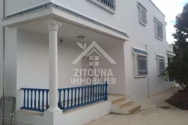 Villa a louer à la Marsa ville (AM3241)