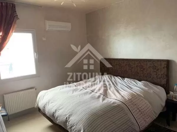 A vendre un beau duplex au Golden Tulip (AM3234)