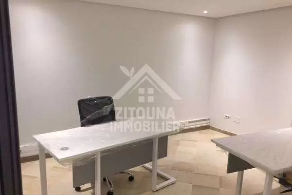 A louer des locaux à usage bureautique au centre ville de Tunis(3230)