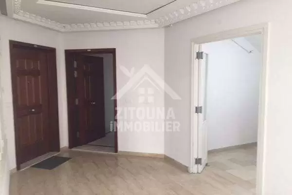 A LOUER un appartement de 135m² à la Marsa