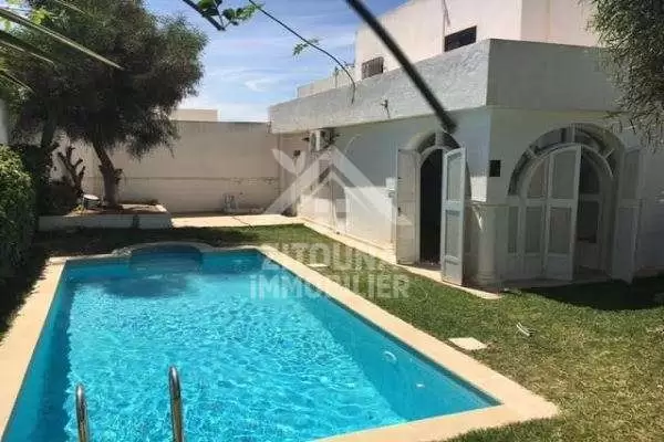 un beau duplex à louer avec piscine Golden Tulip(3158)