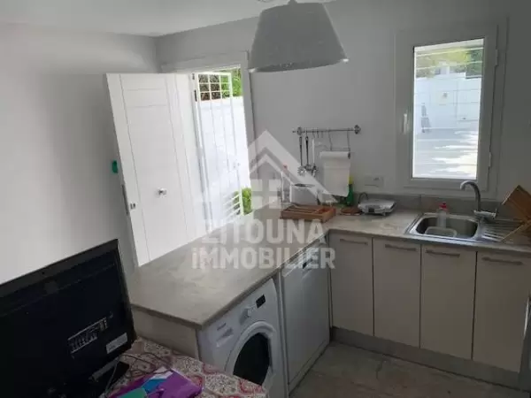A louer un bel appartement meublé à la Marsa Cube