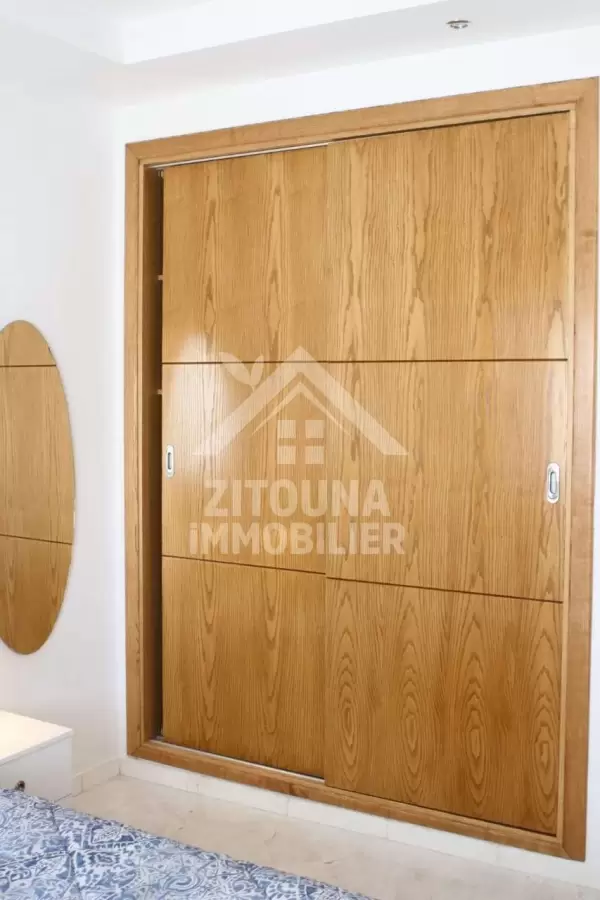 A louer un apartement luxueux dans un quartier résidentiel