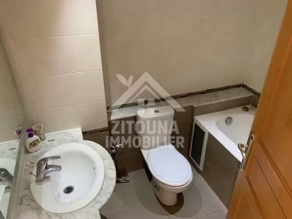 appartement luxueux à louer à la marsa