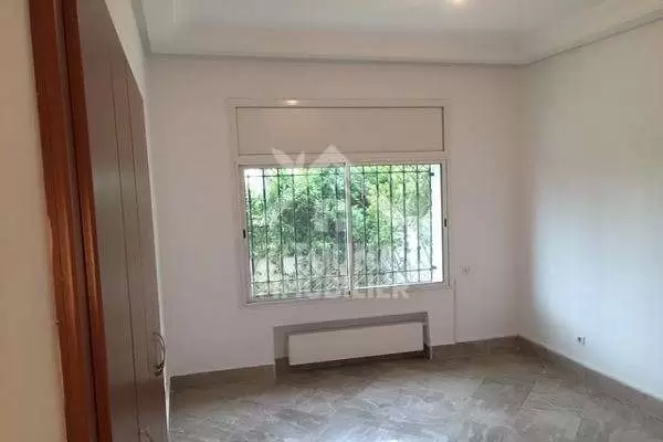 un bel appartement à louer à La Marsa les pins (3071)