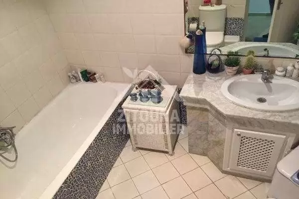 bel appartement à louer à La Marsa plage (3062)