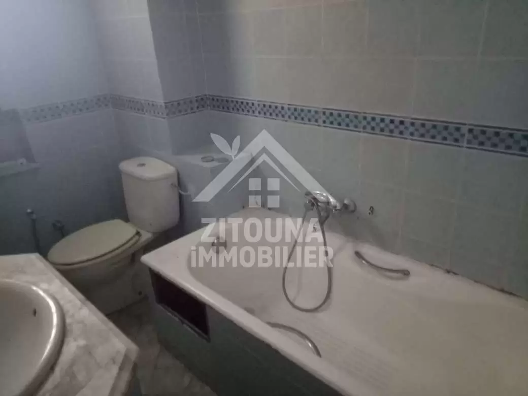 Bel appartement à louer à Ain Zaghouan (4094)