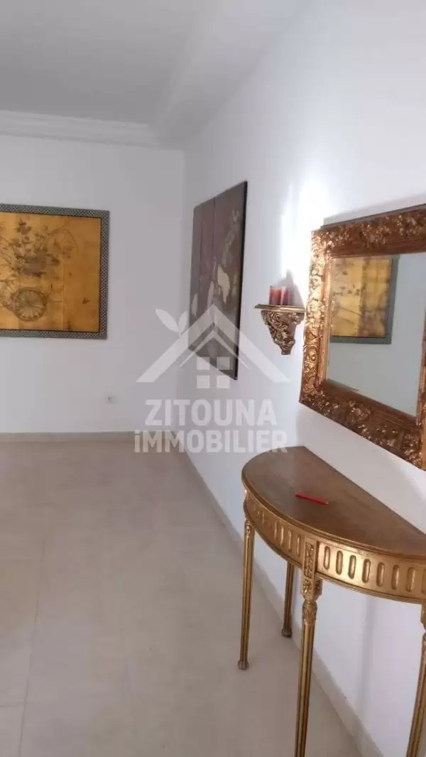 Appartement S3 meublé cité les pins