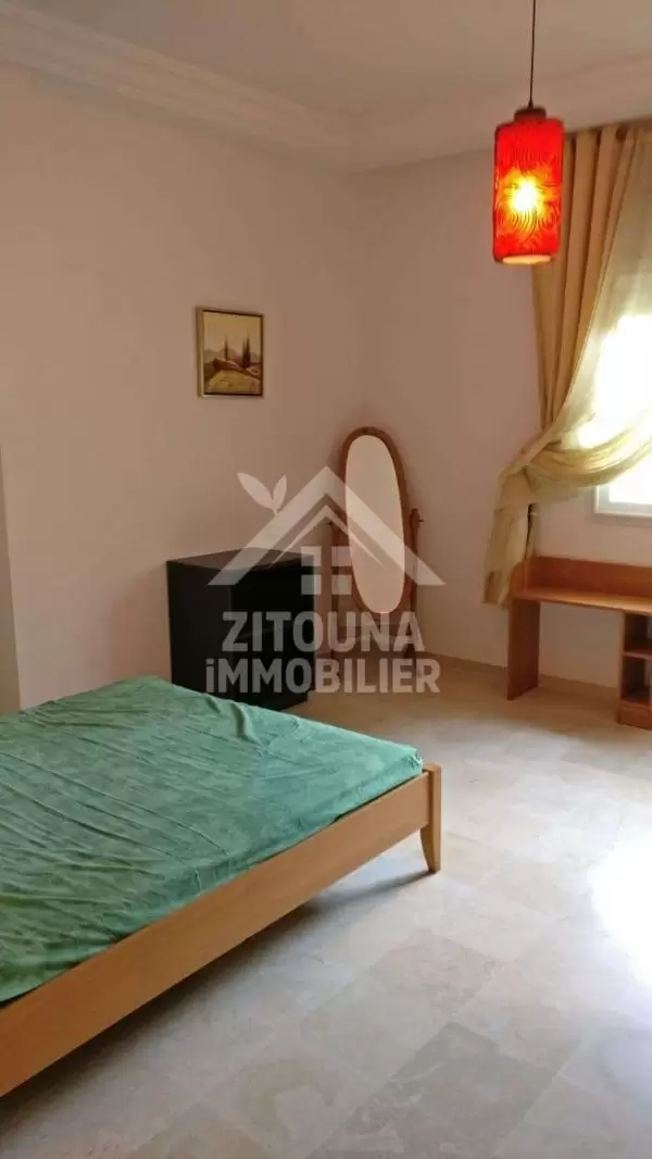 Appartement S3 meublé cité les pins