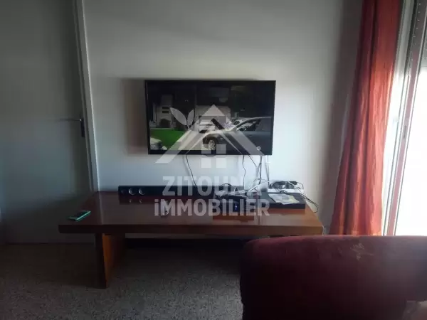 A Vendre bel appartement dans un quartier résidentiel à Menzah 1 (4097)